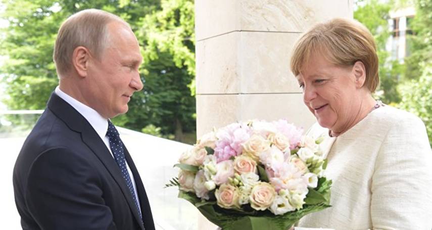 Russlands Prsident Wladimir Putin und Bundeskanzlerin Angela Merkel, 2018