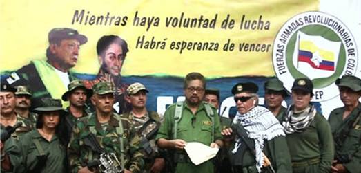 Comandante Ivn Mrquez verliest die Erklrung der neuen FARC-EP
