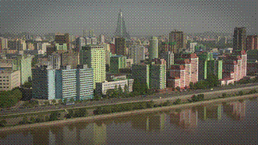 Skyline von Pjöngjang mit Hochhäusern