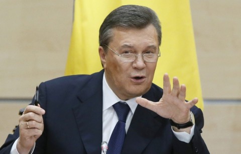 Янукович пообещал вернуться на Украину, чтобы облегчить жизнь людей